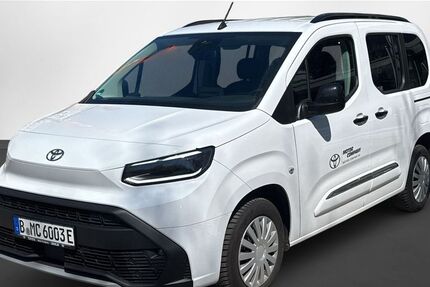 Toyota Proace City 1.245 km 43.580 &euro; Berlin 13403