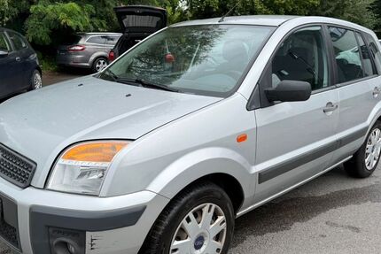Ford Fusion 206.000 km 1.599 € Hoppegarten 15366