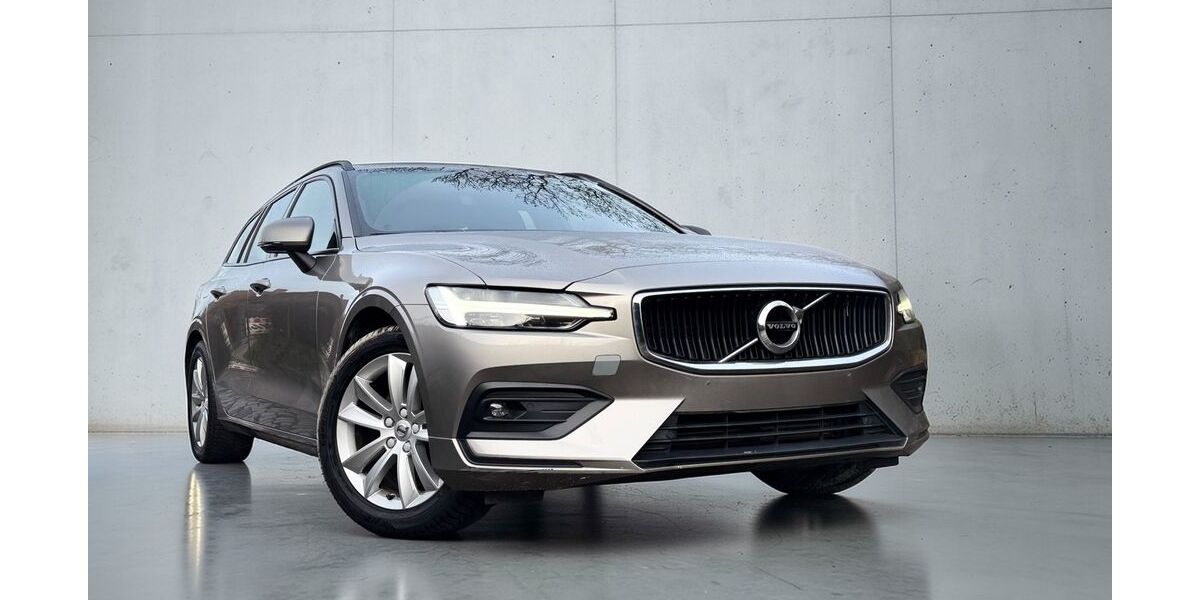 Volvo V60 157.648 km 13.499 &euro; Potsdam 14482