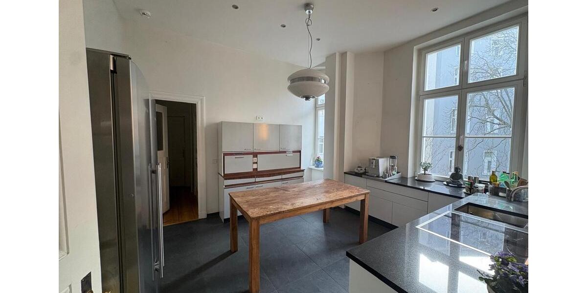 Etagenwohnung Berlin Charlottenburg-Wilmersdorf - 4 Zimmer, 172 m&sup2;, 3.350&euro; | Angebot:25448416