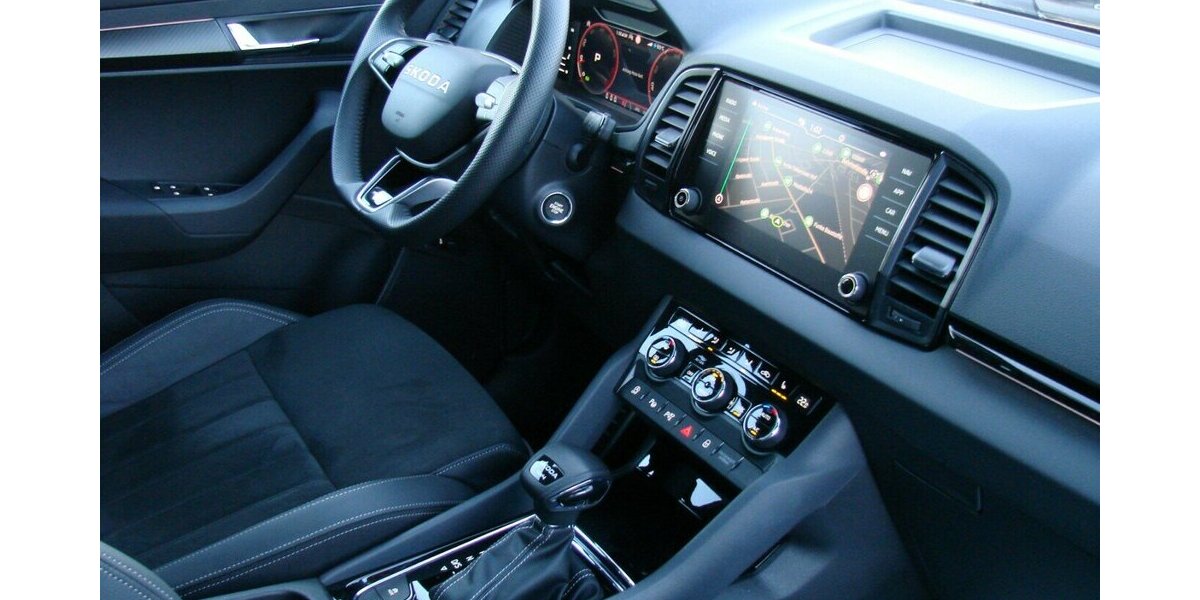 Skoda Karoq 2,0TSI Sportline 4x4 ACC Columbus 360º 3.987 km 37.980 &euro; Falkensee 14612