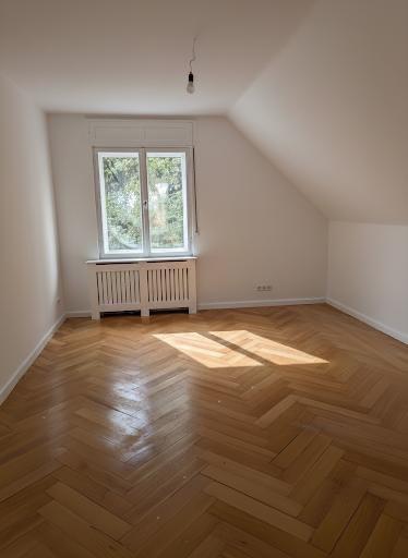 Maisonettenwohnung Kleinmachnow - 5.5 Zimmer, 150 m&sup2;, 2.475&euro; | Angebot:24981241