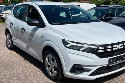 Dacia Sandero 120.000 km 6.999 &euro; Berlin 13127