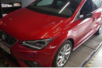 Seat Ibiza 5.878 km 22.930 &euro; Berlin 13089