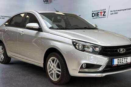 Lada Vesta 66.500 km 7.590 &euro; Wildau 15745