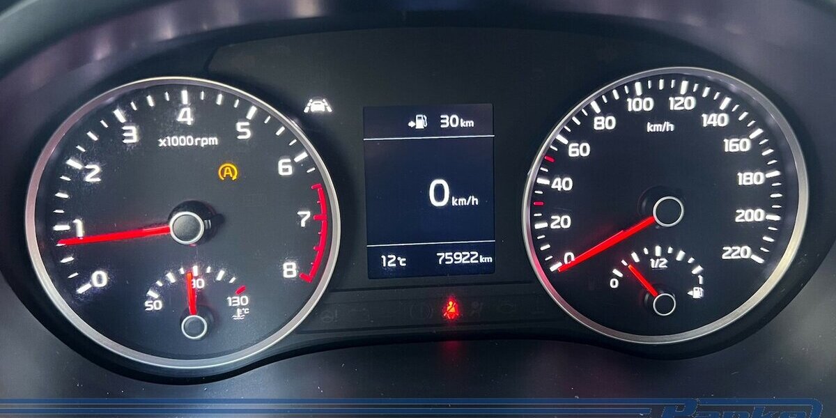 Kia Stonic Spirit 1.0*NAV*SHZ*RFK*BT*TotW*LED* 75.000 km 11.890 &euro; Berlin 13187