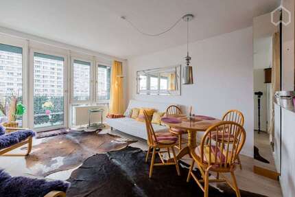 Zimmer Berlin Mitte - 2 Zimmer, 1.690&euro; | Angebot:24987382