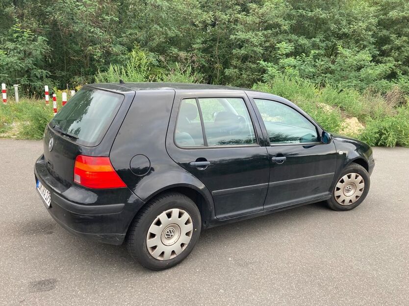 VW Golf 145.000 km 1.499 € Großbeeren 14979