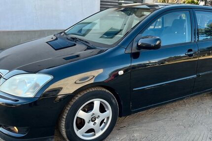 Toyota Corolla 104.258 km 1.999 &euro; Berlin 13409