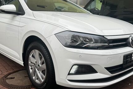VW Polo 56.541 km 10.490 &euro; Berlin 13051