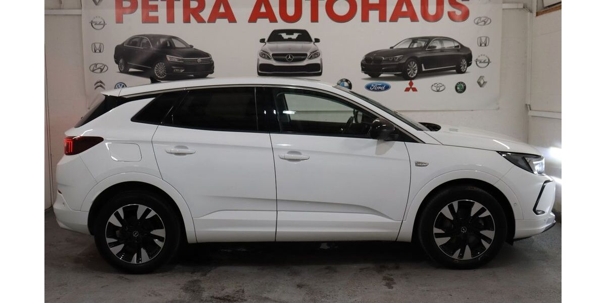 Opel Grandland (X) 61.000 km 19.999 &euro; Berlin 12099