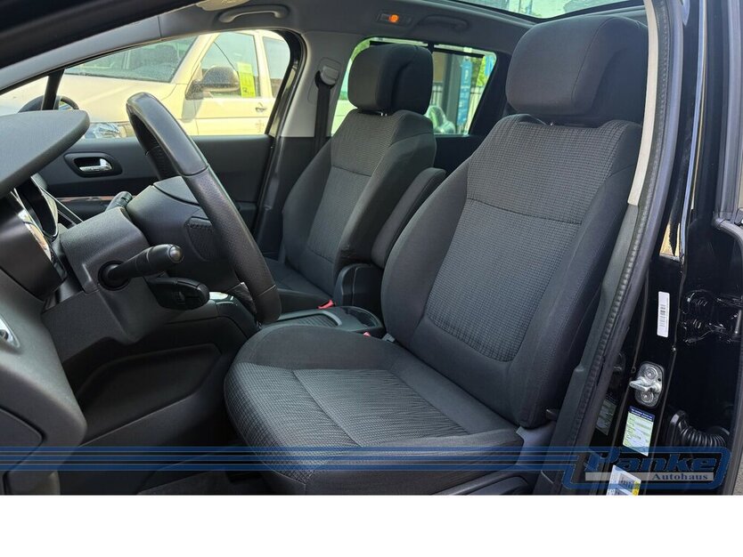 Peugeot 5008 1.6 155 THP Family plus*7Sitz*HUD*Pano*NAV* 143.915 km 7.980 € Berlin 13187