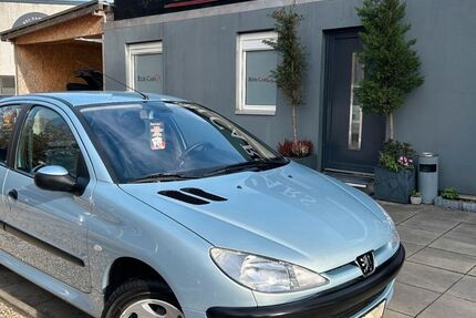 Peugeot 206 22.000 km 5.990 &euro; Berlin 13088