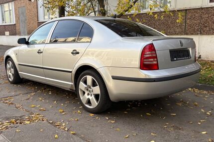 Skoda Superb 184.000 km 3.500 € Potsdam 14478