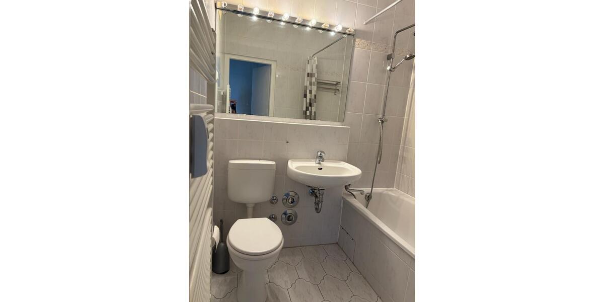 Etagenwohnung Berlin Treptow-Köpenick - 3 Zimmer, 57 m&sup2;, 559&euro; | Angebot:27713912