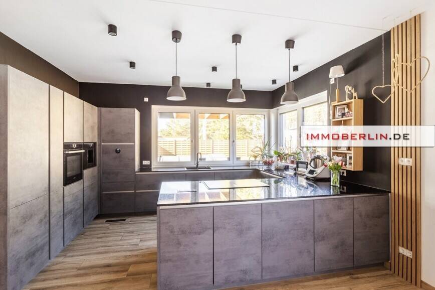 Einfamilienhaus Ludwigsfelde - 5 Zimmer, 185 m&sup2;, 999.000&euro; | Angebot:26499038