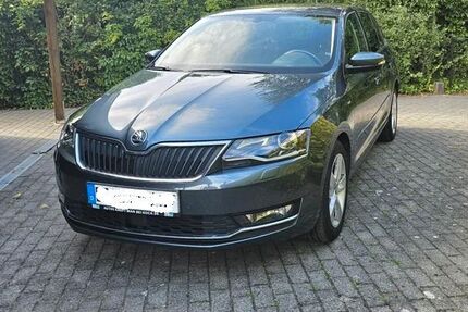 Skoda Rapid 108.992 km 8.900 &euro; Bernau bei Berlin 16321