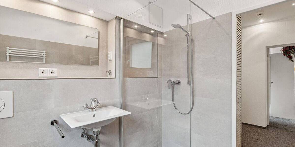 Etagenwohnung Berlin Tempelhof - 2 Zimmer, 64 m&sup2;, 285.000&euro; | Angebot:25715482