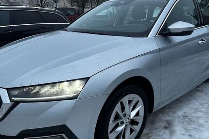 Skoda Octavia 297.993 km 10.999 &euro; Schönefeld/ OT Großziethen 12529
