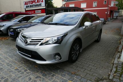 Toyota Avensis 130.343 km 11.950 &euro; Berlin-Tempelhof 12105