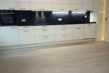 Wohnung Berlin Spandau - 3 Zimmer, 114 m&sup2;, 1.937&euro; | Angebot:27112696
