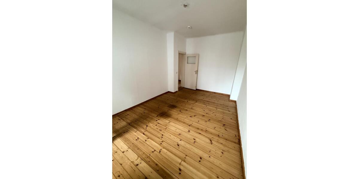 Etagenwohnung Berlin Lichtenberg - 2 Zimmer, 60 m&sup2;, 895&euro; | Angebot:24801449