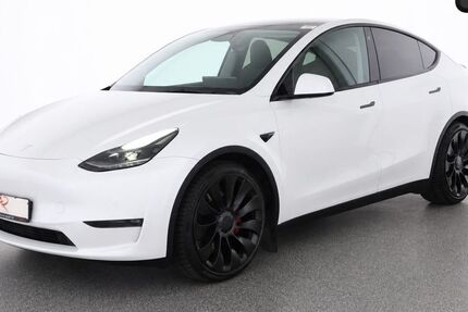 Tesla Model Y 32.845 km 38.780 &euro; Berlin 12103