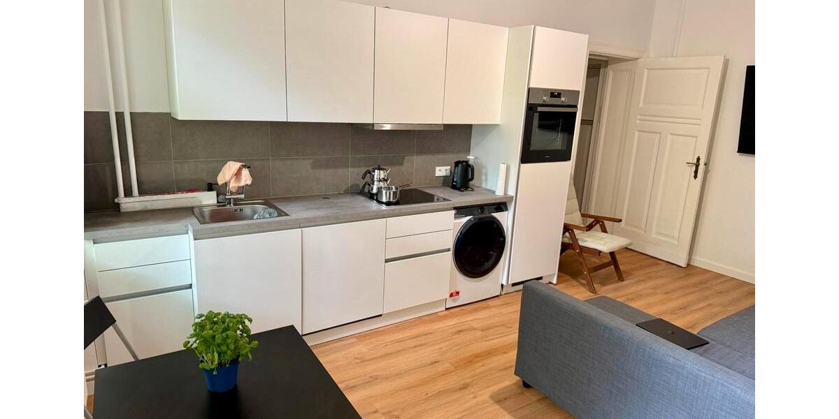 Erdgeschoßwohnung Berlin Charlottenburg-Wilmersdorf - 2 Zimmer, 42 m&sup2;, 1.150&euro; | Angebot:25418166