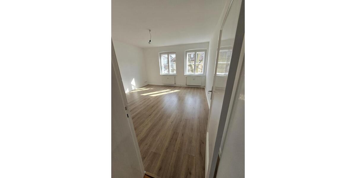 Etagenwohnung Teltow - 2 Zimmer, 66 m&sup2;, 1.060&euro; | Angebot:25612606