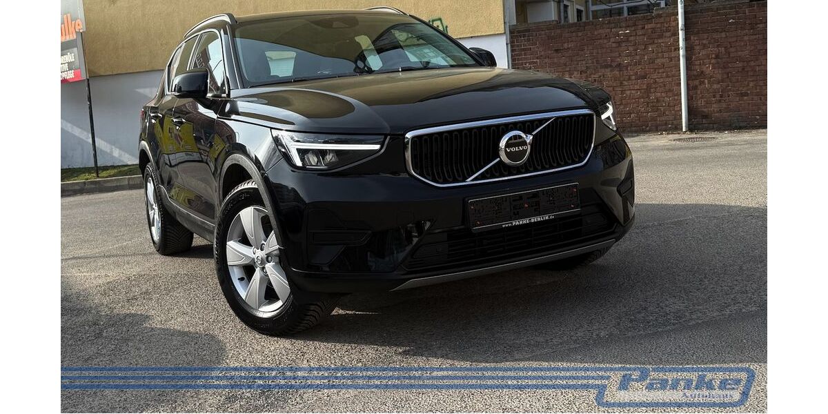 Volvo XC40 15.156 km 25.990 &euro; Berlin - Pankow 13187