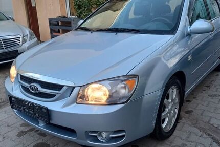 Kia Cerato 138.000 km 990 &euro; Berlin-Mariendorf 12109