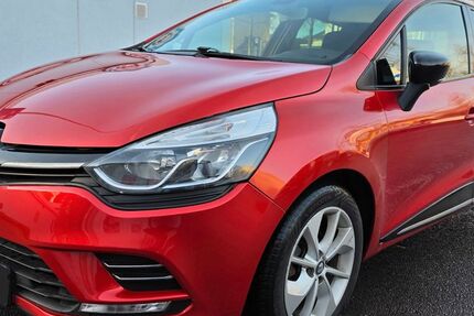 Renault Clio 110.000 km 9.900 &euro; Berlin 12059