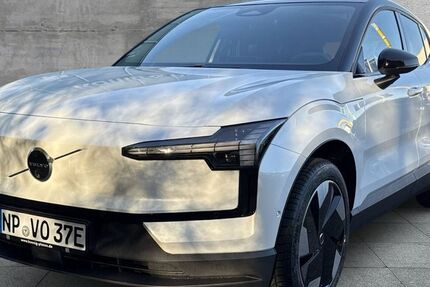 Volvo EX30 4.000 km 47.950 &euro; Berlin Tegel 13509