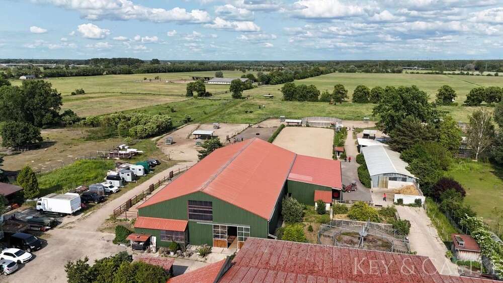 Sonstige Velten - 1.849.999&euro; | Angebot:24623642