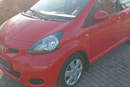 Toyota Aygo (X) 153.400 km 2.350 &euro; Mittenwalde 15749