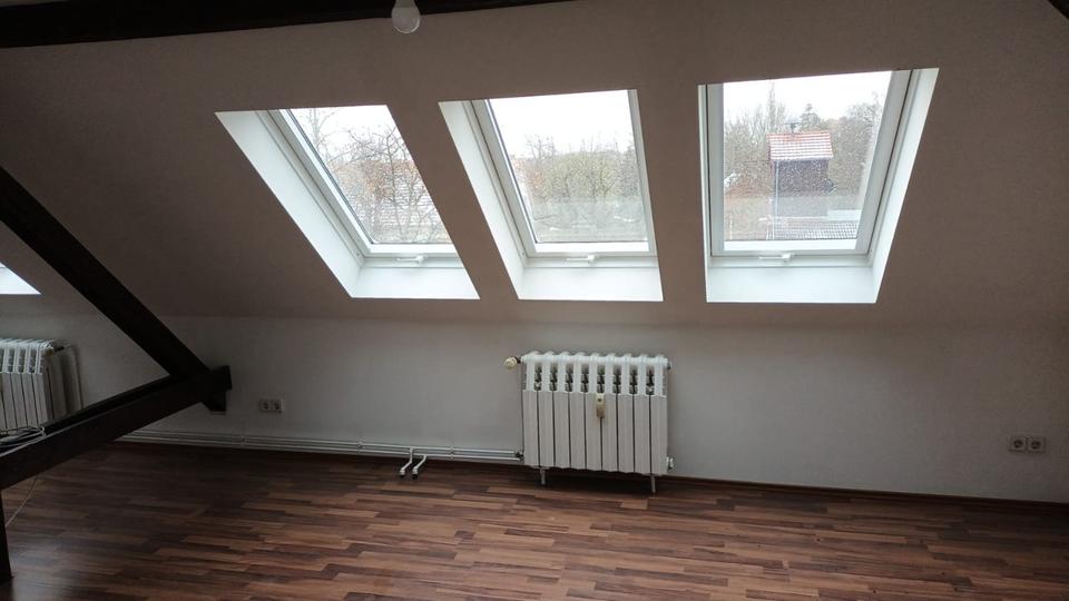 Dachgeschoßwohnung Wandlitz - 3 Zimmer, 100 m&sup2;, 690&euro; | Angebot:26020186