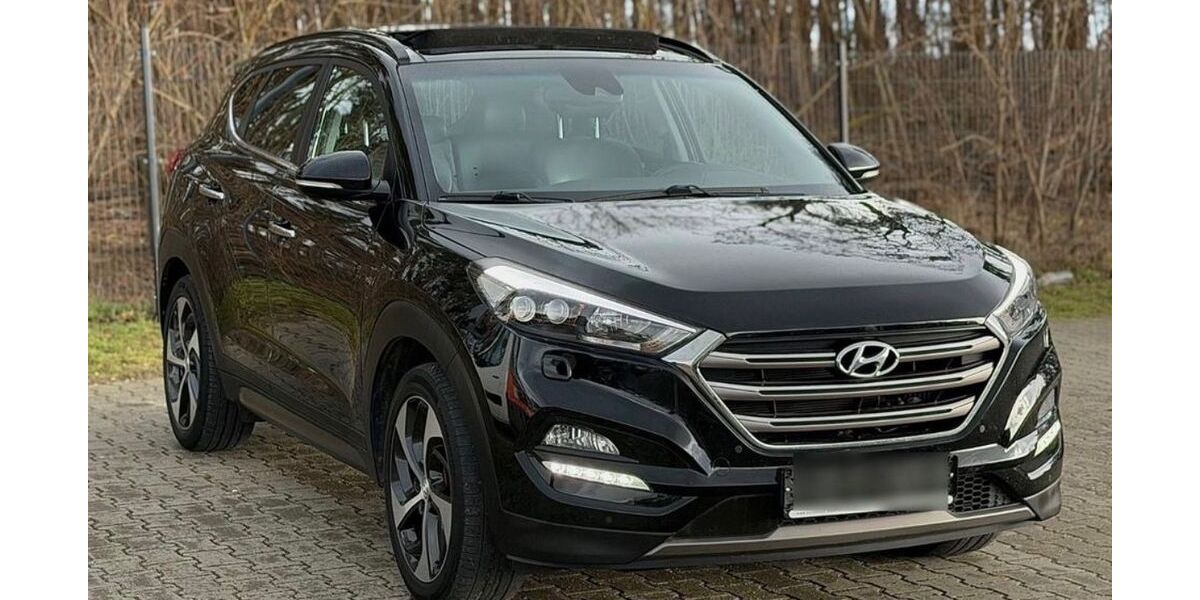 Hyundai TUCSON 168.000 km 12.800 &euro; Wildau 15745