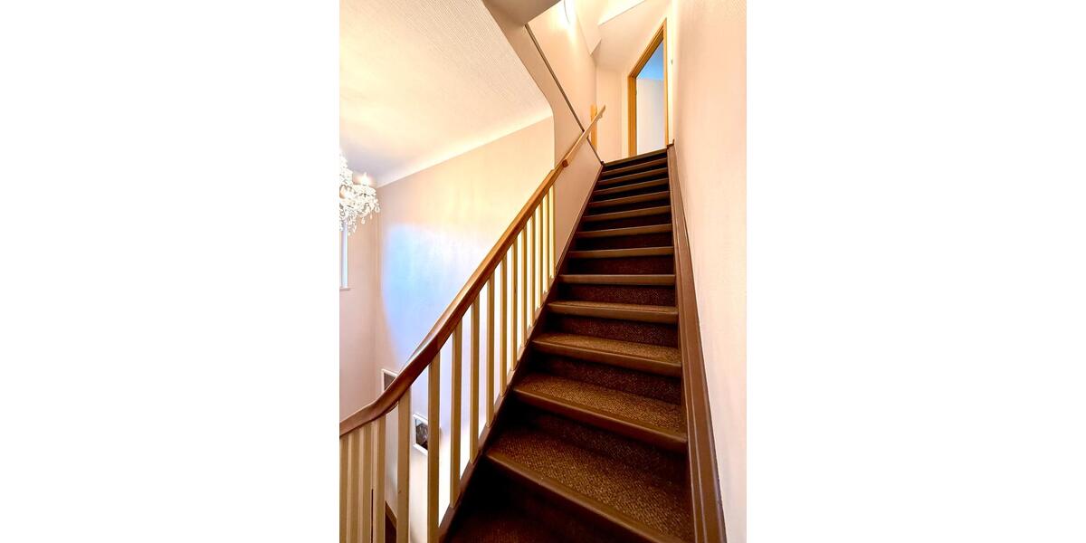 Dachgeschoßwohnung Berlin Steglitz-Zehlendorf - 2 Zimmer, 62 m&sup2;, 1.400&euro; | Angebot:26249335