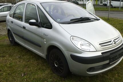 Citroen Xsara Picasso 88.000 km 3.490 &euro; Oberkrämer 16727