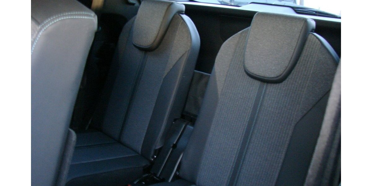 Peugeot 5008 1.2 PureTech 130, 7-Sitzer 2WD LED 360° 54.980 km 24.980 &euro; Falkensee 14612