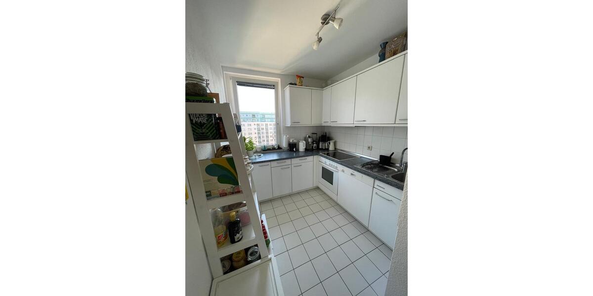 Etagenwohnung Berlin Charlottenburg-Wilmersdorf - 2 Zimmer, 62 m&sup2;, 1.290&euro; | Angebot:24632345