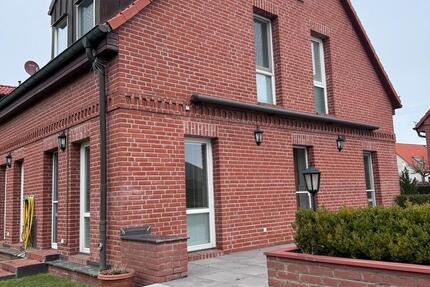 Haus Berlin Charlottenburg-Wilmersdorf - 3 Zimmer, 152 m&sup2;, 2.100&euro; | Angebot:25267240