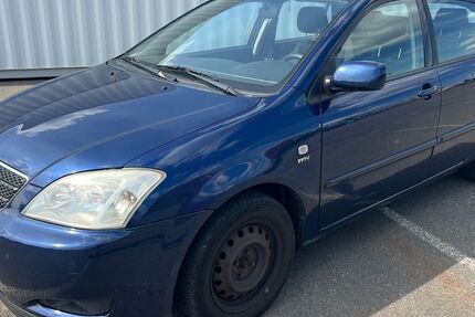 Toyota Corolla 323.000 km 2.499 &euro; Berlin 12057