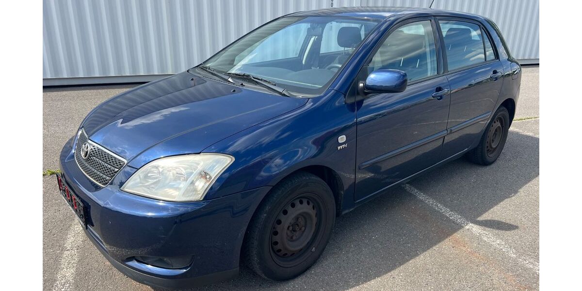 Toyota Corolla 323.000 km 2.499 &euro; Berlin 12057