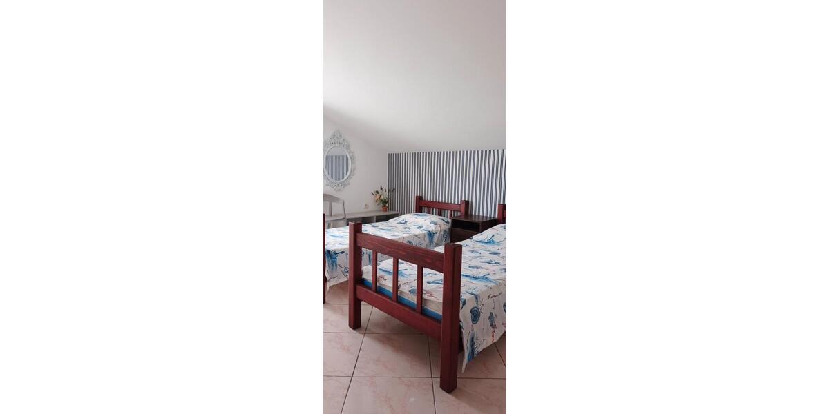 Etagenwohnung Berlin Charlottenburg-Wilmersdorf - 4 Zimmer, 63 m&sup2;, 272.000&euro; | Angebot:27300503