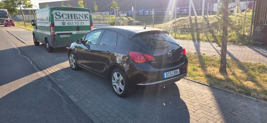 Opel Astra 131.000 km 6.000 &euro; Mahlow 15831