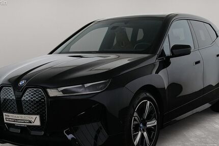 BMW iX 18.200 km 53.900 &euro; Berlin 12683