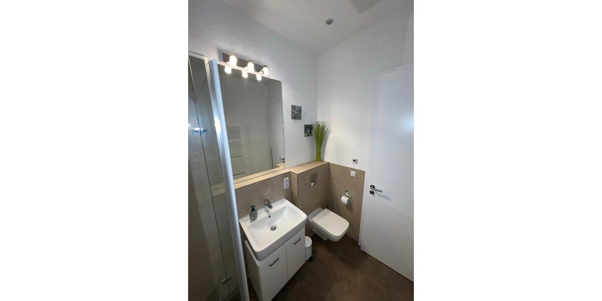 Erdgeschoßwohnung Berlin Mitte - 2 Zimmer, 62 m&sup2;, 1.530&euro; | Angebot:25999104