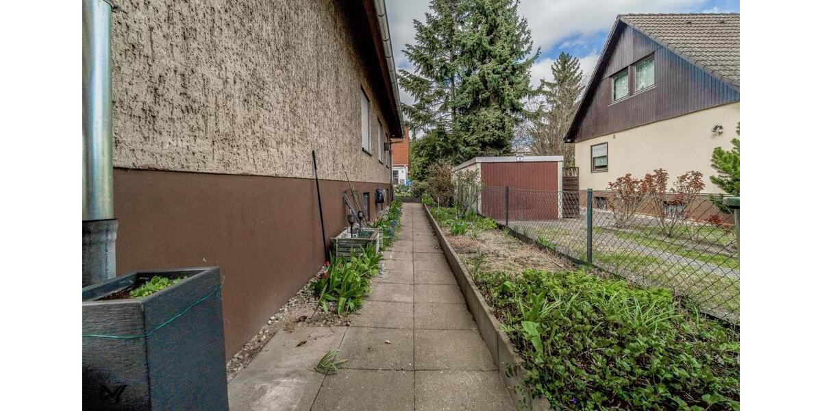 Einfamilienhaus Berlin Reinickendorf - 5 Zimmer, 180 m&sup2;, 2.490&euro; | Angebot:26399449