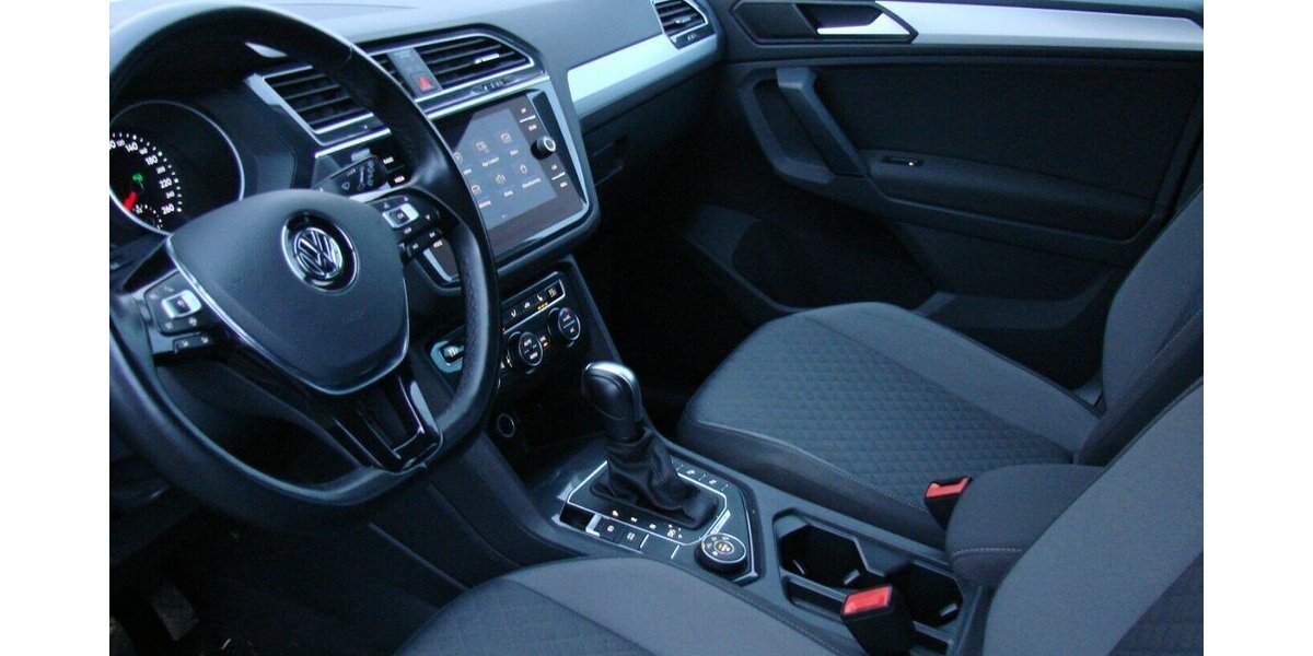 VW Tiguan 2.0TSi Comfortline BMT 4M SHZ ACC LED AHK 69.021 km 25.980 &euro; Falkensee 14612